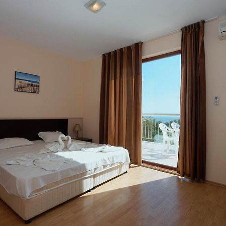 Vemara Club Hotel And Villas - Free Parking And Free Beach Access Byala  Extérieur photo