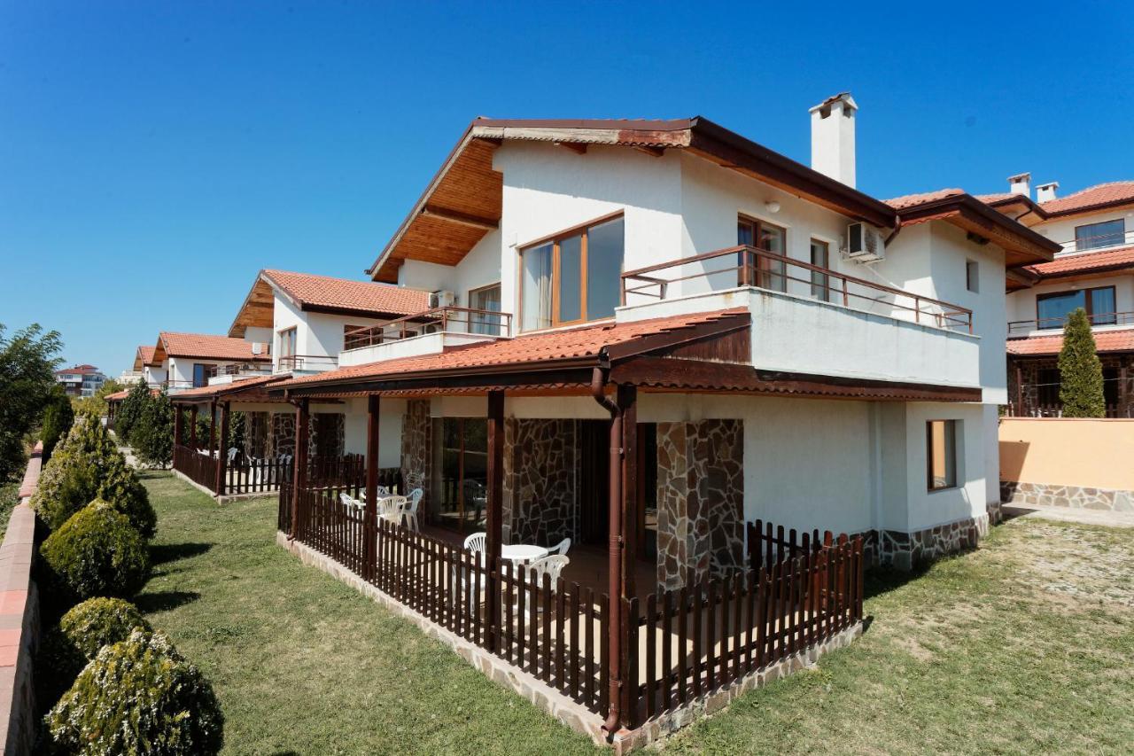 Vemara Club Hotel And Villas - Free Parking And Free Beach Access Byala  Extérieur photo