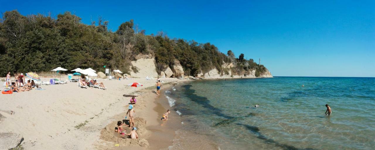 Vemara Club Hotel And Villas - Free Parking And Free Beach Access Byala  Extérieur photo